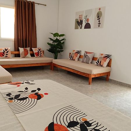 Sawsen Ghar El Melh Apartment Luaran gambar
