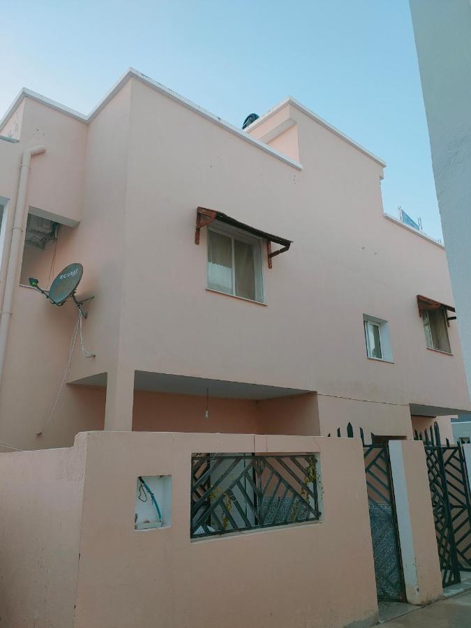 Sawsen Ghar El Melh Apartment Luaran gambar